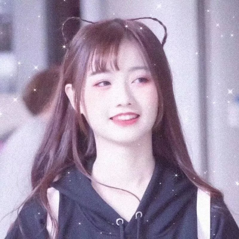 顶流女星被曝官宣恋情引爆服务器，连续多日直播间画面流出
